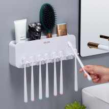 Simple toothbrush holder